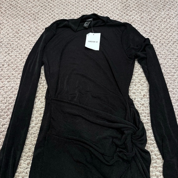 Forever 21 long sleeve midi dress - Picture 2 of 2